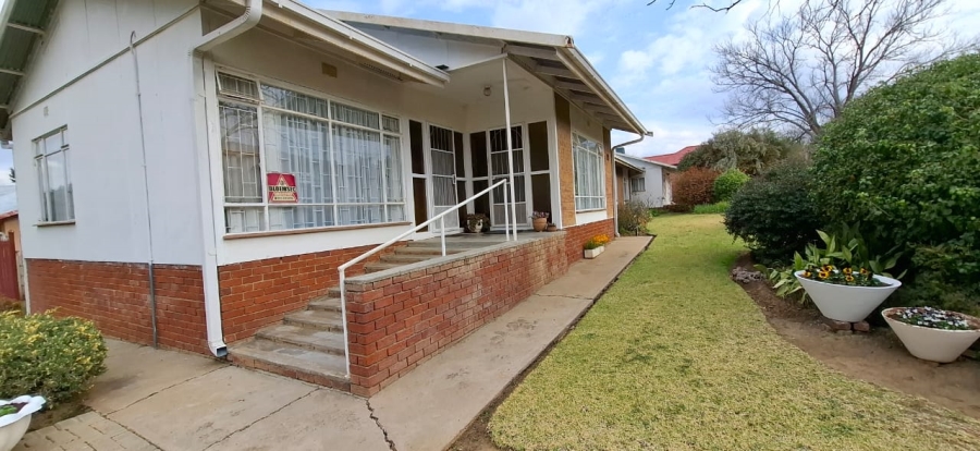 4 Bedroom Property for Sale in Dewetsdorp Free State